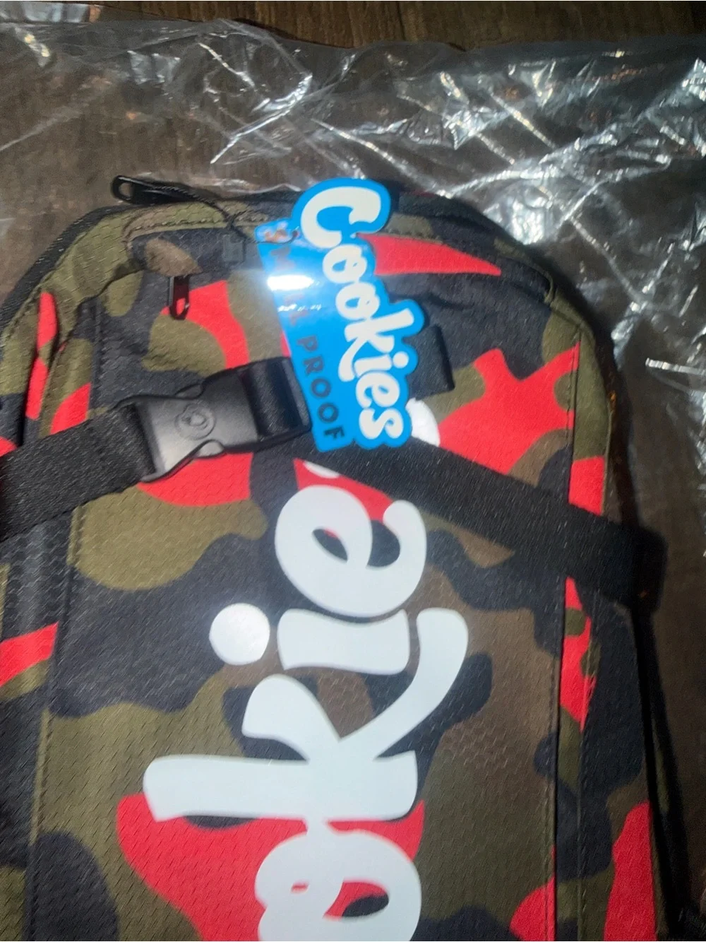 Cookies Red Camo Men's Smell Proof Backpack – Bold Urban Carry